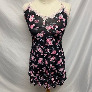 Laura Ashley Black Floral Chemise Size Small